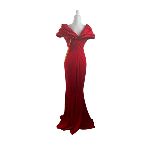 NWT Alieva Presley Crepe Ruffle Shoulder Gown Dress in Red Sz. L - Picture 11 of 15